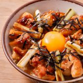 ご飯が足りない！焼き鳥丼