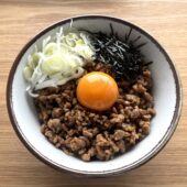 ピリ辛ニラ混ぜそば