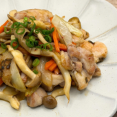 鶏肉ときのこのニラだれ炒め